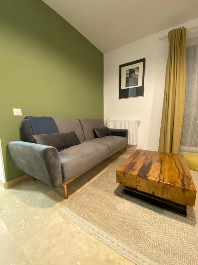 Helga'S Place Premium 1 Bedroom Condo Kaloşvar Dış mekan fotoğraf